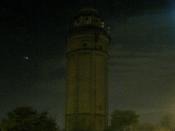 Wieża nocą
