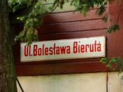 Ulica na której stoi czołg.