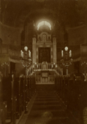 Wnętrze synagogi