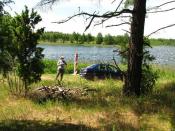 widok na jezioro od strony skrzynki