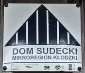 Tabliczka dom sudecki