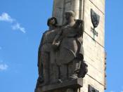 Rzeźba robotnika i żołnierza