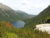 Widok na Morskie Oko z pozycji kesza