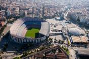 Stadion z zewnątrz...