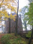 Kapliczka od strony parku