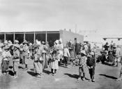dzieci i kobiety burskie w obozie koncentracyjnym (Wkikipedia)