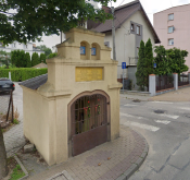 Zdublowana kapliczka