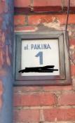 Tutaj tabliczka została ostatnio wymieniona na Prosnaka.
