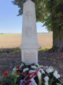  informacje na pomniku