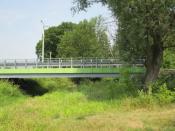 Most na Rządzy - gdzieś tam jest cache