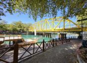 Po drugiej stronie mostu