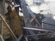 dach się lekko zawalił...