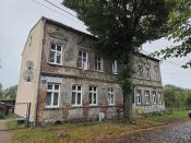 Front kamienicy