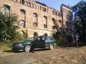 Folwark w tle zielonego v40