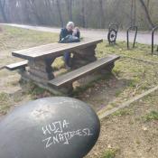 Pogróżki i kesz.