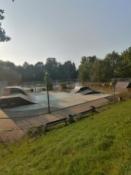 Tam pod wodą