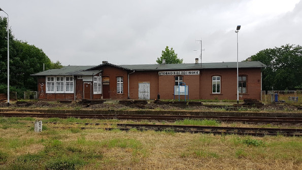 Stobno Szczecińskie - dworzec