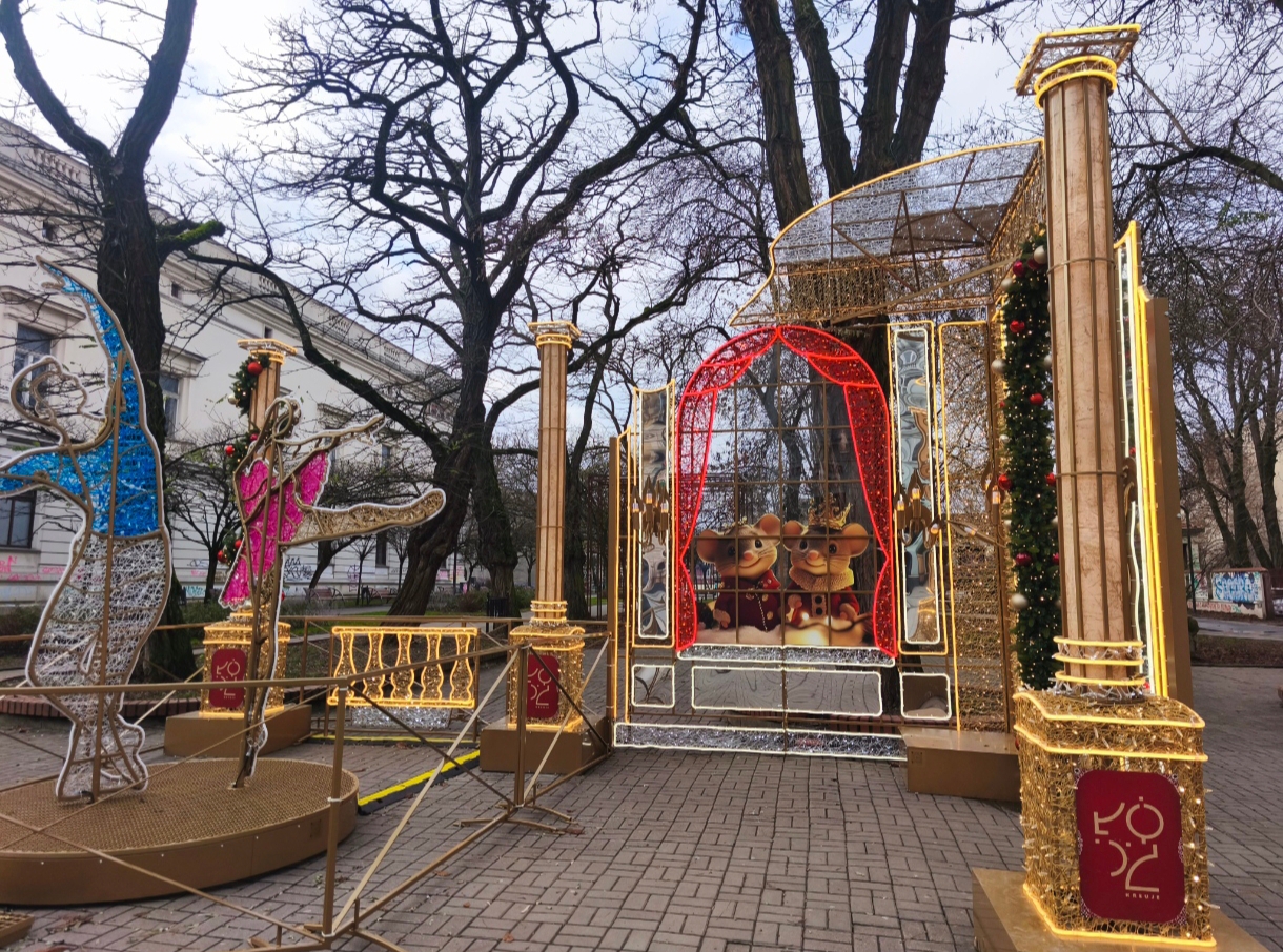 9BDC6E21-E8B8-7197-0BCC-F0509CE1F6FA.jpg (1220×905)