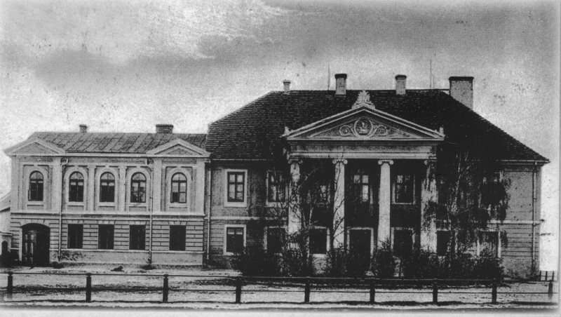 pałac biskupi z początków XX wieku